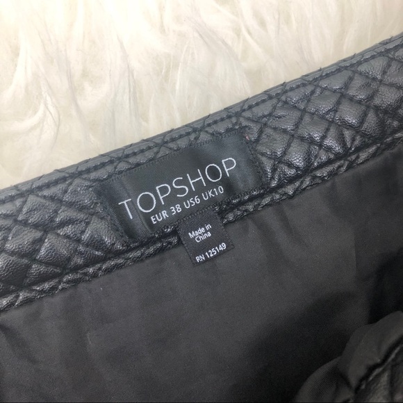TOPSHOP- Black faux leather mini skirt size: US 6 - Picture 6 of 8